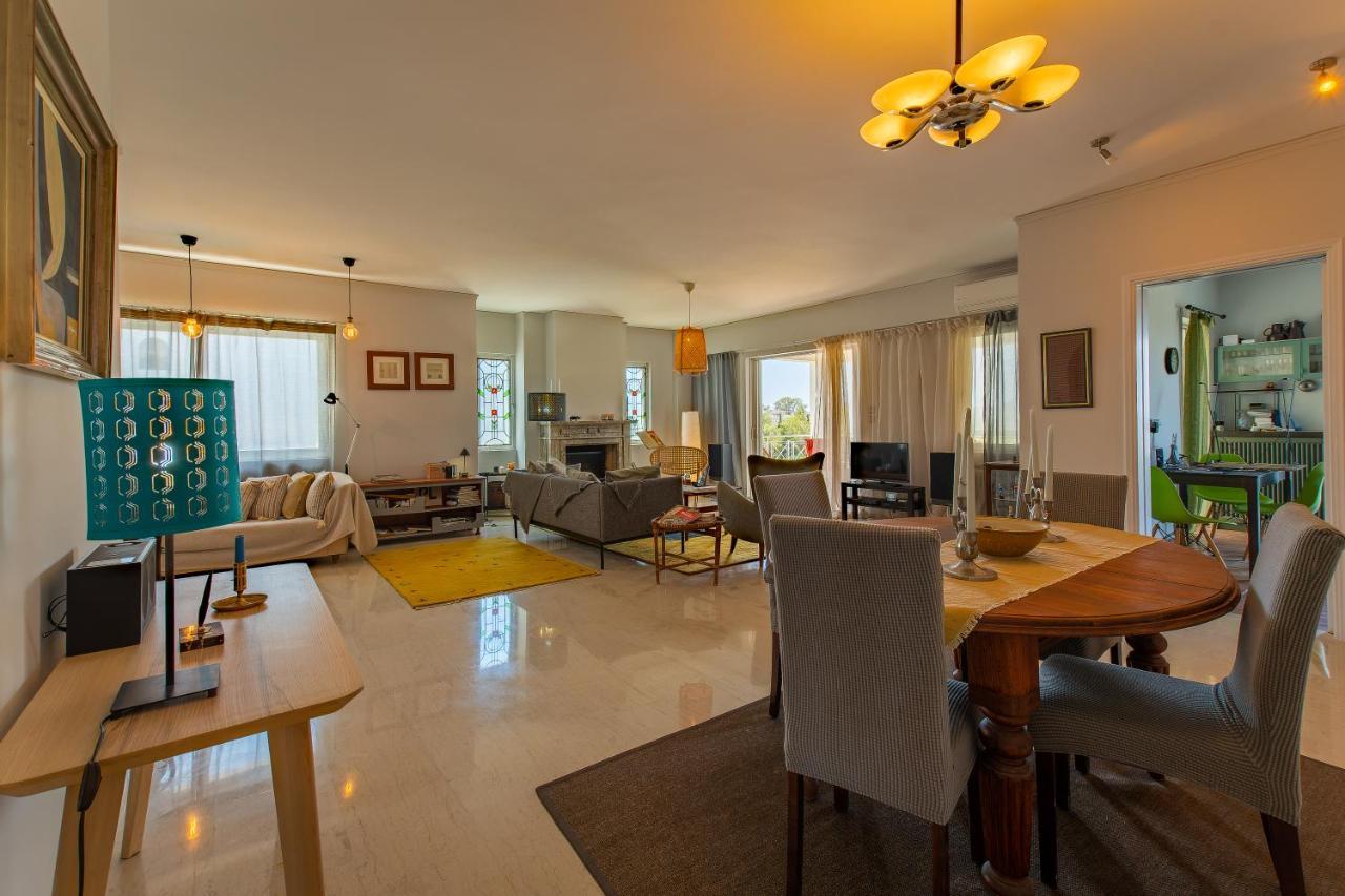 Spacious Apartment In Kavouri Atenas Exterior foto